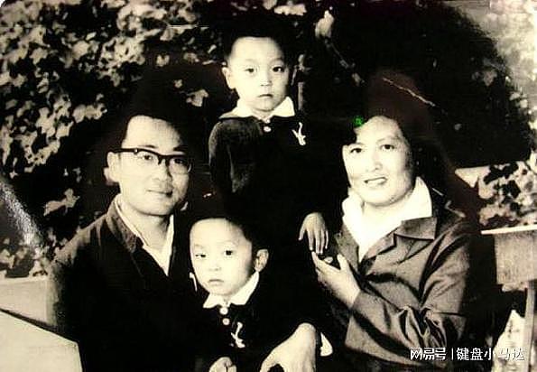 最美阿诗玛杨丽坤的传奇婚姻，嫁给矿工幸福半生 - 8