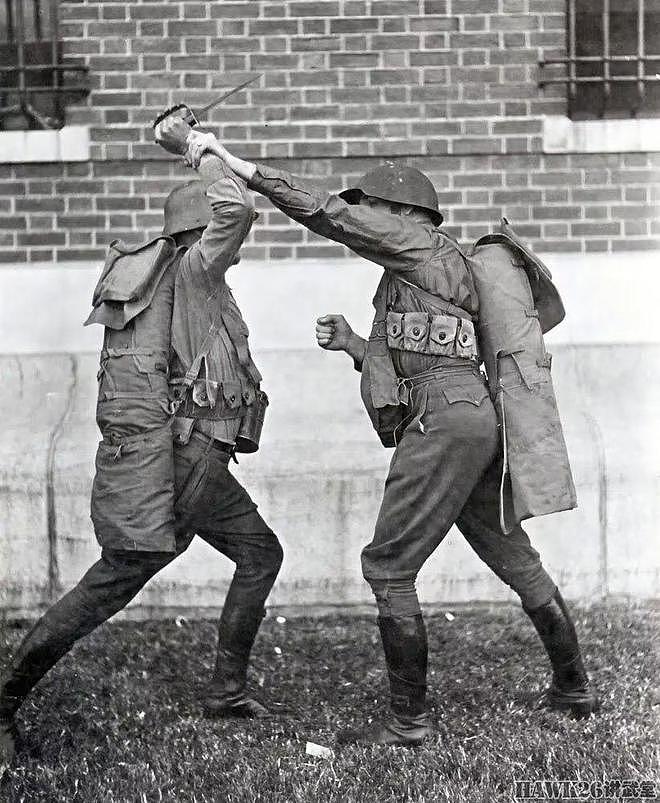 第一次世界大战残酷的战壕争夺战 中世纪狼牙棒与霰弹枪收割生命 - 10
