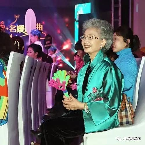 70岁出道，91岁直播带货，这位中国奶奶活成了我们羡慕的老年样子 - 2