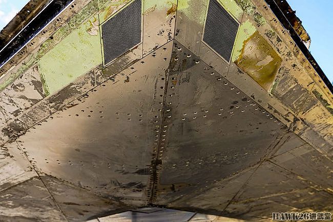 F-117“夜鹰”进入希尔博物馆 拆除机翼剥离隐形涂层 外形更古怪 - 9