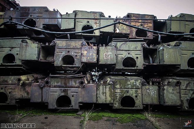 走进莫斯科的军事基地 数百辆装甲车残骸堆积如山 场面无比震撼 - 40