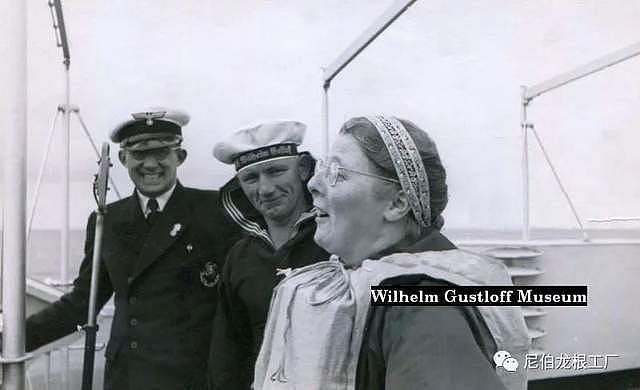 驶向毁灭深渊的欢乐方舟：德国“威廉·古斯特洛夫”号邮轮图集 - 54
