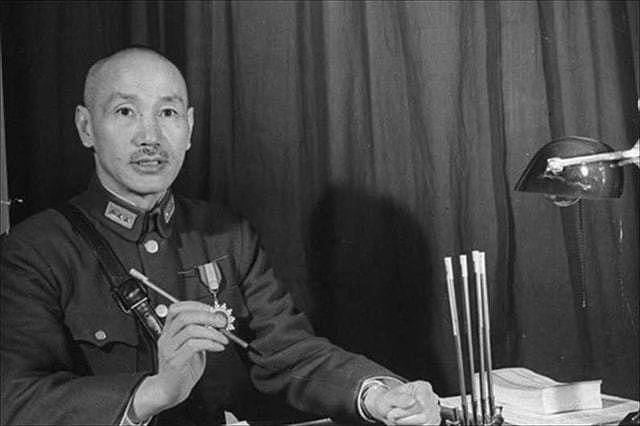 蒋介石弥留之际思念一人，周总理知道后，专门安排其前往台湾相见 - 1