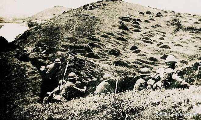 1937年，日军20万大军进攻南京，有一处高地被称为“活地狱” - 12