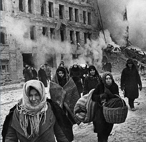 被德军重兵围困，城内粮库又被炸毁，列宁格勒的饥荒有多可怕？ - 2