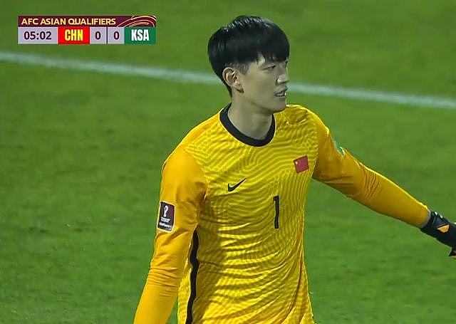 张琳芃淘汰，于大宝受重用，王大雷坐穿板凳，国足新首发11人曝光 - 3