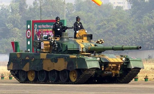 即将交付，国产VT5坦克出口南亚，开启中国军工外贸的新大门 - 2