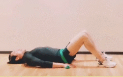 瑜伽桥式：3种练法3种结果：练臀、加强后弯、收盆底肌！都想试试 - 3