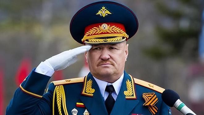 大反转！俄军将领亲赴一线指挥阵亡，为何乌克兰民众却声讨乌军？ - 2