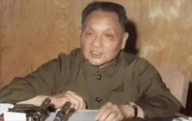 1988年，新中国恢复军衔制时，邓公为何提出：军衔设到上将为止？ - 8
