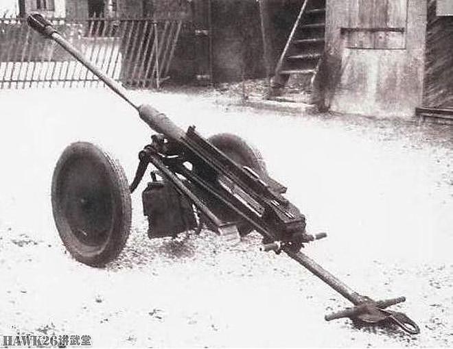 图说：瑞士TB 41半自动反坦克炮 采用卢格P.08手枪肘节式闭锁机构 - 11