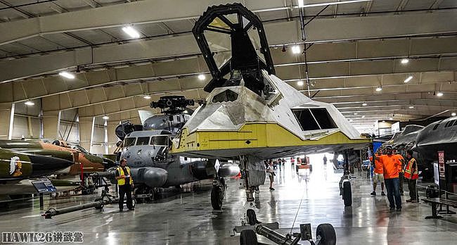 F-117“夜鹰”进入希尔博物馆 拆除机翼剥离隐形涂层 外形更古怪 - 17