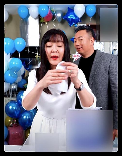 王小骞为丈夫高调庆生，送3千元蛋糕被指豪横，同吃长寿面太甜蜜 - 14