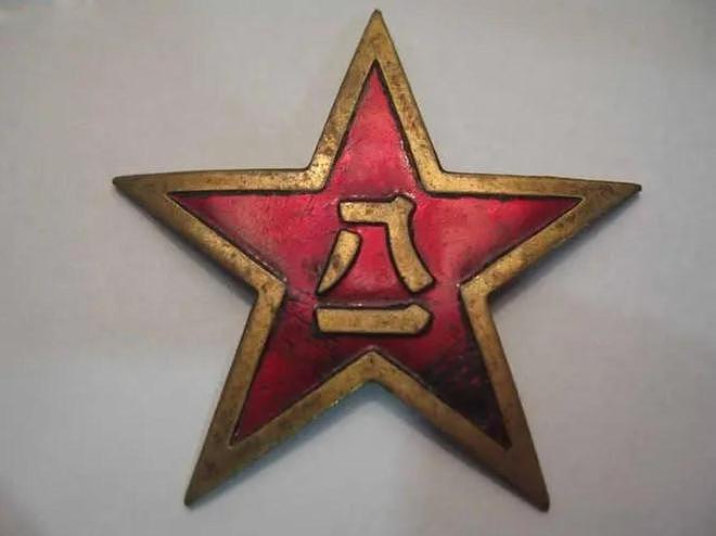 解放军74年的帽徽变迁史 - 3