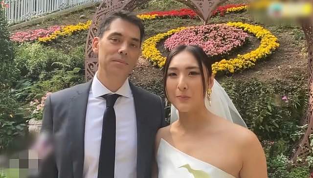 26岁TVB主持人官宣结婚！低调嫁给美日混血老公，当众热吻好幸福 - 5