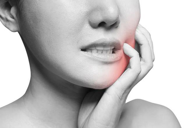 嘴巴经常发干发苦，或与这5种情况有关，要提高警惕，别忽视 - 6