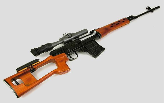 它是AK47突击步枪的放大版本：SVD狙击步枪 - 5