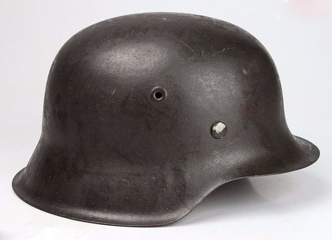 二战德军头盔只有M35一种？而实际上有6种，最后一款使元首嫌弃 - 8