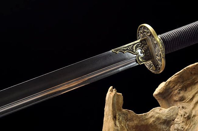 唐刀：中国古代强悍的战刀，宋朝因弓弩发达被淘汰 - 4