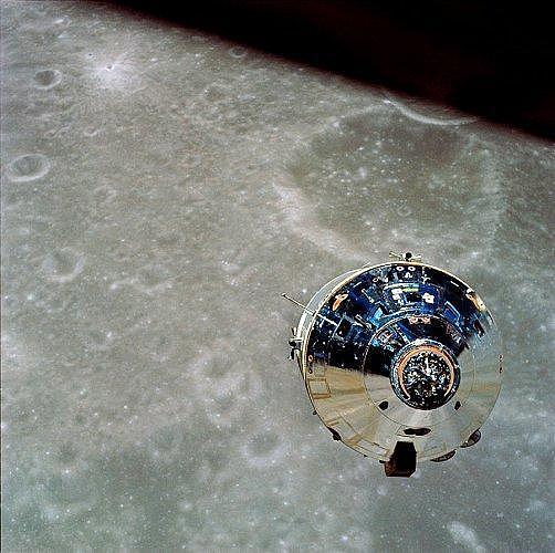 美国10年登月工程 耗资194亿美元 带回382公斤月球矿石 - 10