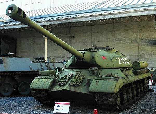 279工程：冷战时期苏联的坦克杰作，装甲超厚能抵抗核爆炸的冲击 - 1