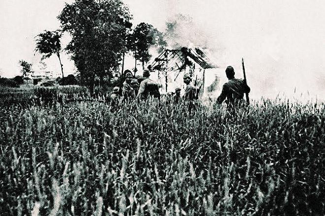 日军记者的日记：一个农民闯入敌营放火，他的勇气令人敬畏 - 4