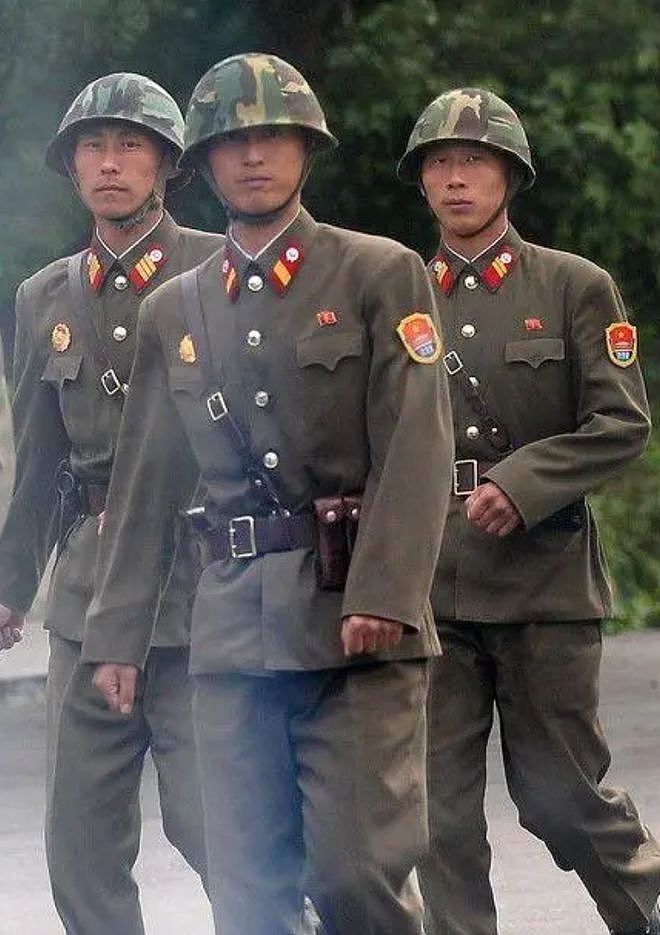 盘点一名朝鲜官兵的10件随身物品 - 5