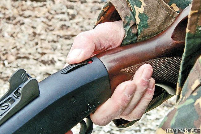 评测：莫斯伯格M590A1“复古版”可以装刺刀的“战壕霰弹枪” - 5