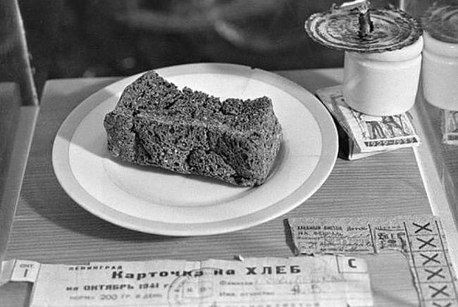 最平凡的职业，却保证了多数人的生存，战斗在列宁格勒的面包师 - 5