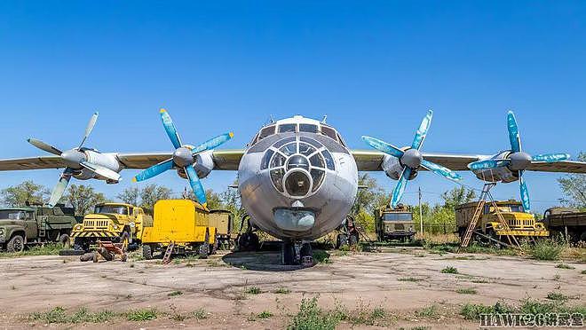 俄罗斯博主探访安-12运输机 苏联时代主力机型 中国运-8仿制原型 - 1