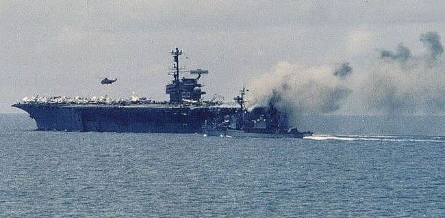 历史上最惨烈的美军航空母舰甲板爆炸事故记录 - 10