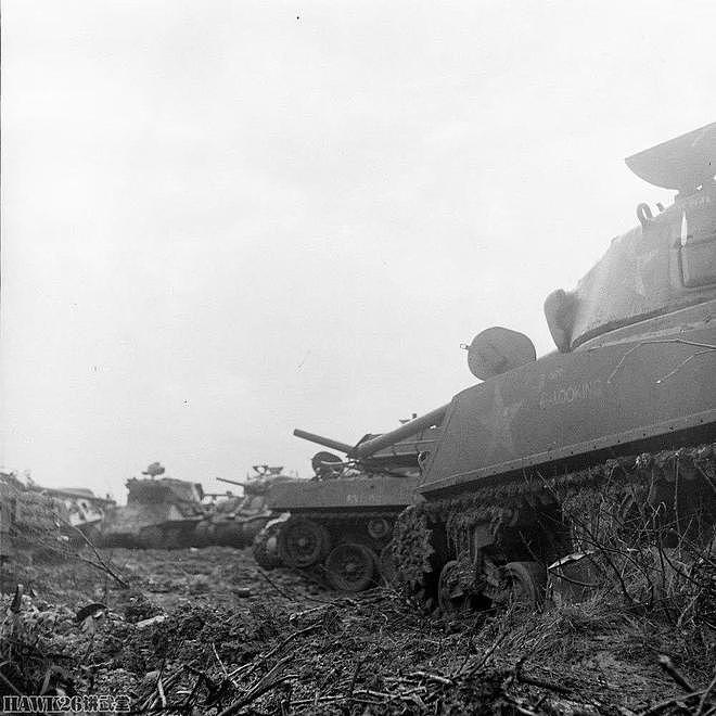 1944年堆积如山的美军装甲残骸 为防止影响士气 照片被长期管控 - 16