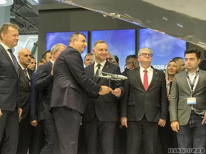 波兰第30届国际防务展览会 正值俄乌冲突 土耳其无人机成为明星 - 17