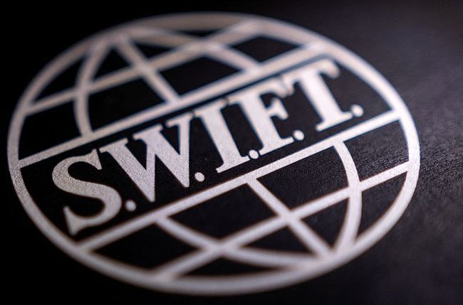 欧洲国家启动“金融核武” 俄罗斯被踢出全球支付系统SWIFT - 1