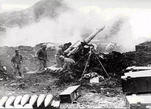 我军数百门炮火显神威 将不听命令的越军收尸队直接轰上天 - 7