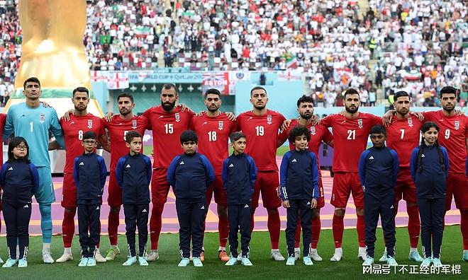 拒唱国歌、庆祝输美国，伊朗在世界杯期间的这些行为是叛国么？ - 1