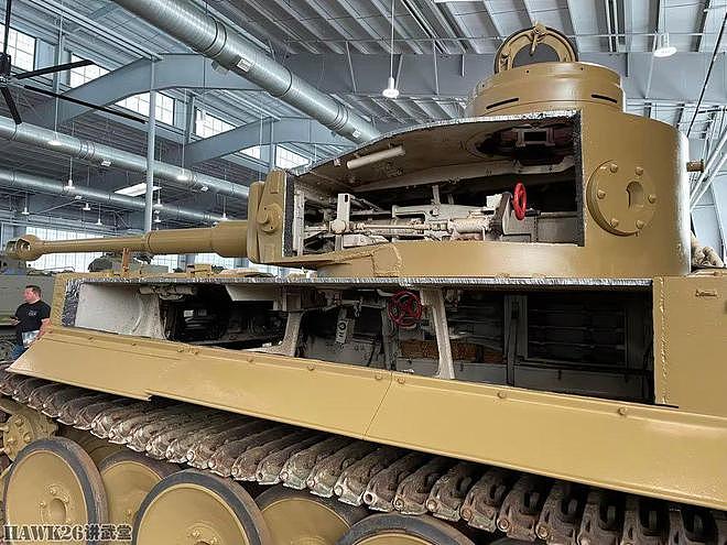 美军主题展览：二战德军传奇坦克惨遭解剖 展示内部构造 保存不佳 - 2