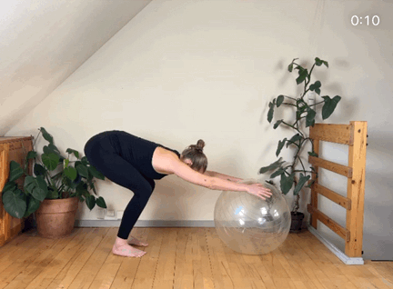 9个深度强化背肌的瑜伽球动作，背肌无力的一定要多练 - 3