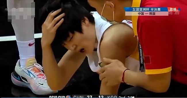 中国体坛1小时2次重创韩国体坛，韩国球员彻底失去风度，太脏了 - 5