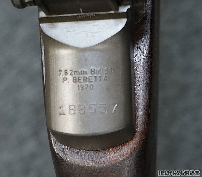 日本古董枪店展示意大利BM59步枪 贝雷塔精工制造 性能超越M14 - 20