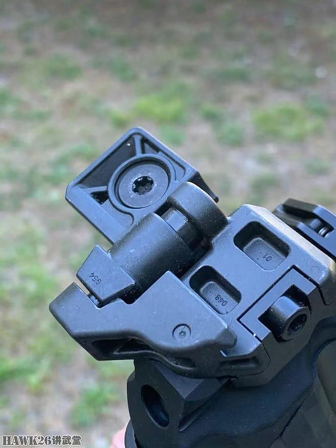 评测：西格绍尔MPX K手枪 操作部分延续AR传统 便于用户快速上手 - 6