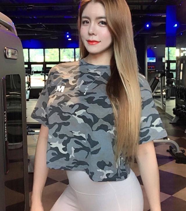韩国女子崇尚欧美曲线，坚持健身收获逆天比例，家人却很担心 - 1