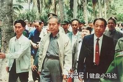 他是首任海南省委书记，主政过广州，曾率先取消票证，终年71岁 - 4