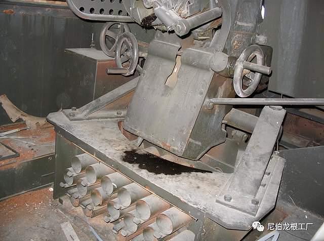 75小姐敞篷车：二战美军的M3机动火炮载具 - 14