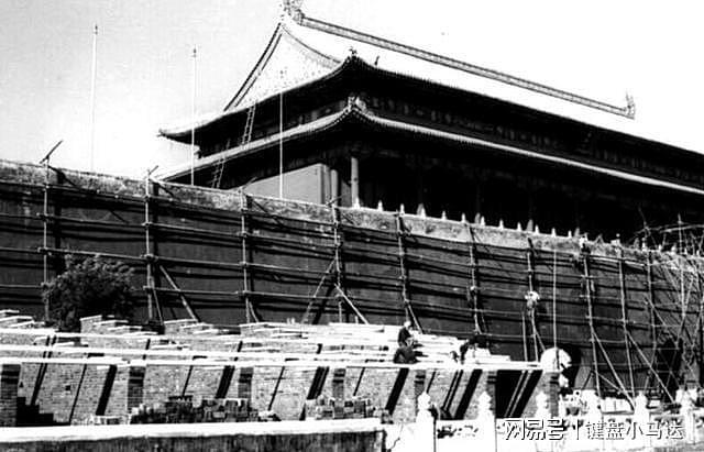 1969年中央下令：将天安门城楼全部拆除重建，这是为什么？ - 5