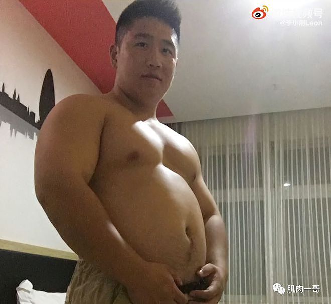 28岁山东肌肉汉子脱衣露肉，网友：果然没让我失望 - 14