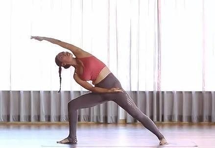 柔美瑜伽：几式简单动作，轻松打开髋关节，滋润身体，远离妇科病 - 2