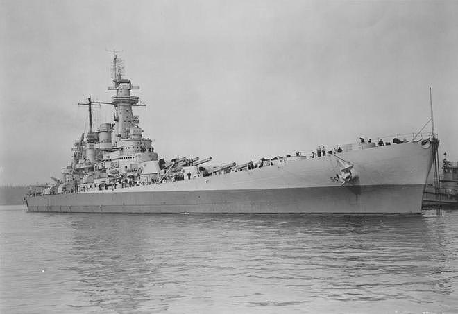 对于战列舰：鱼雷、大口径穿甲弹和导弹，哪个造成的伤害更高？ - 12