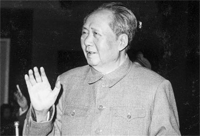 1962年的春节，毛主席宴请溥仪，席间询问：大清的“传国玉玺”呢 - 3