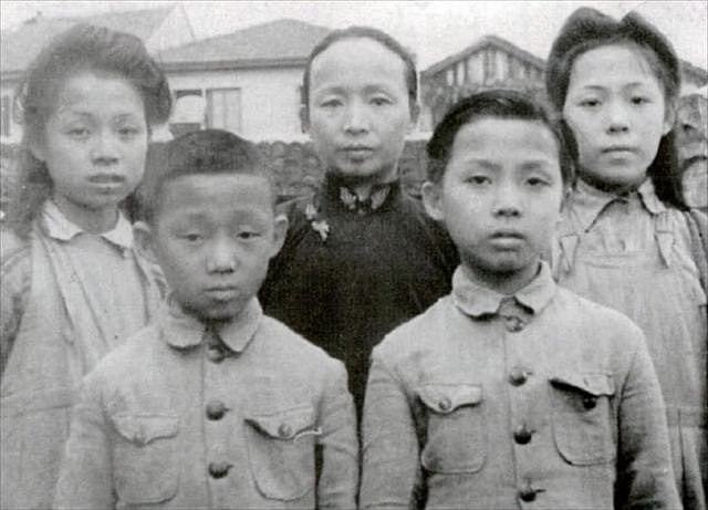 1949年，陈毅接到烈士遗孀来信：吴淞路三层楼请让我们继续使用 - 5